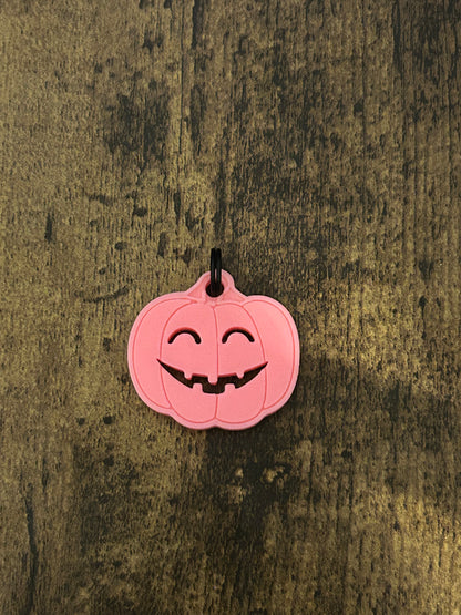 Glow in the Dark Pet Tag –Pumpkin| GlowTag